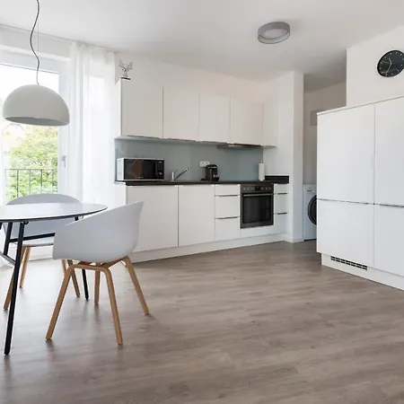 Universitaet Διαμέρισμα *